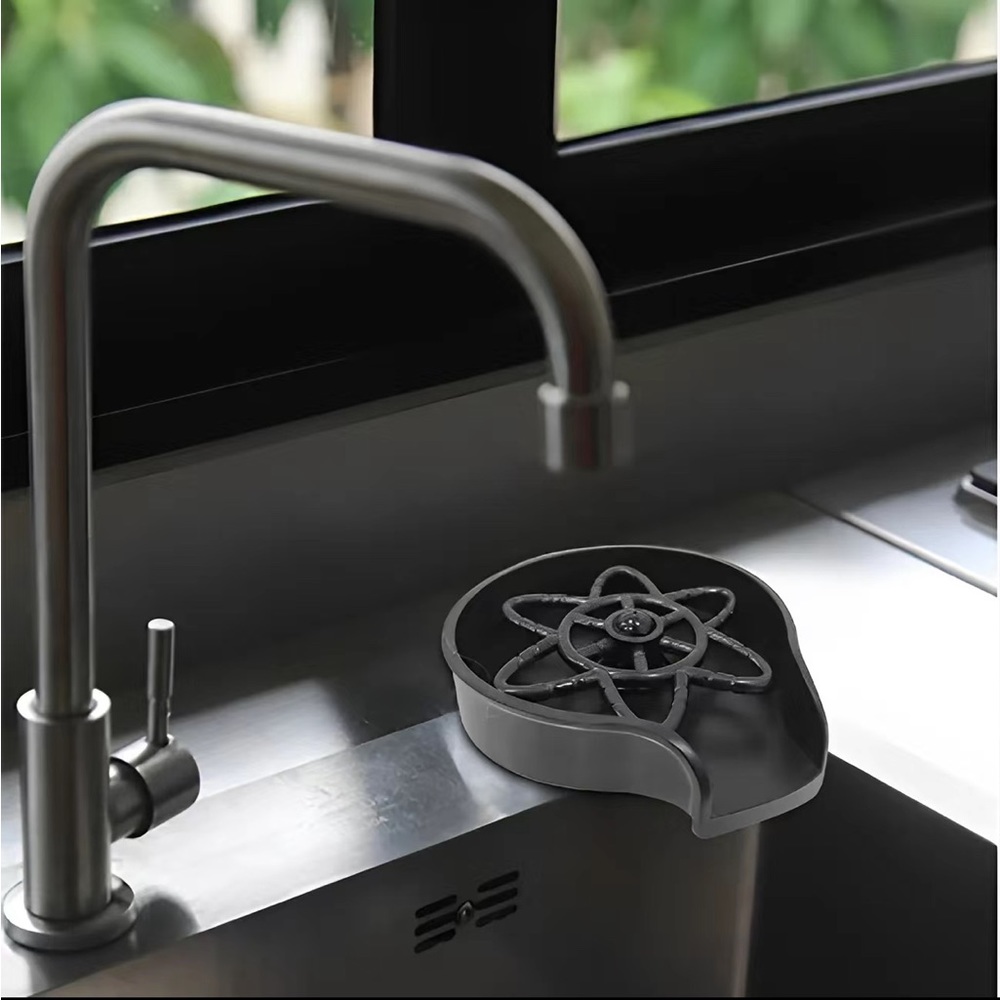 Glass rinser for the sink